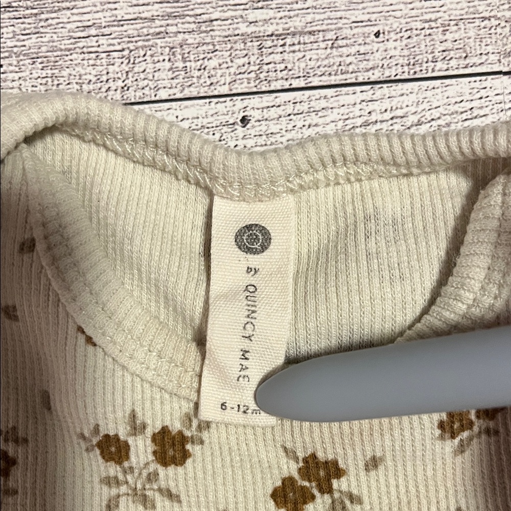 Quincy Mae Cream Ribbed Floral Kids Pajama Set with Brown Flowers - Picture 2 of 5